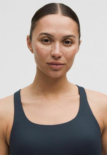 Спортивный бюстгальтер