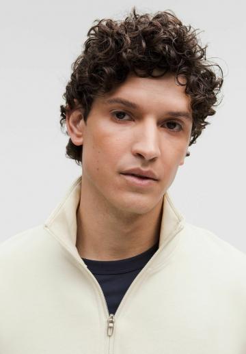 Спортивная кофта