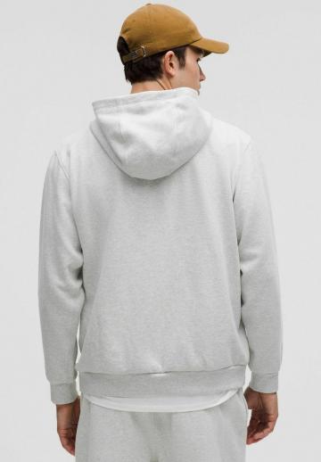 Спортивная кофта