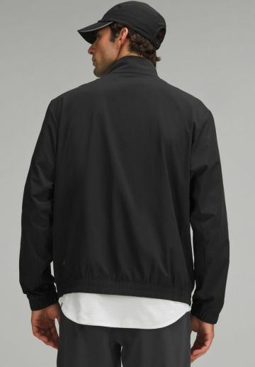 Спортивная куртка