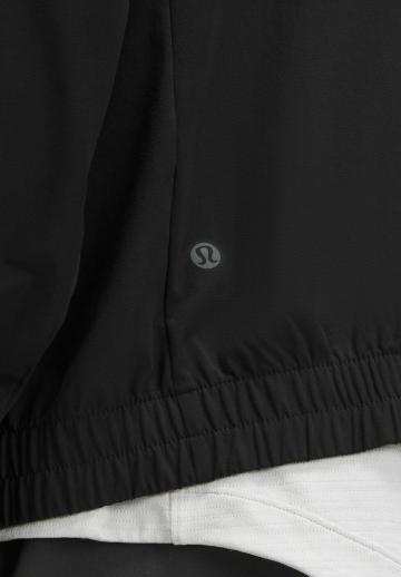 Спортивная куртка