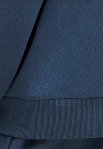 Спортивная кофта