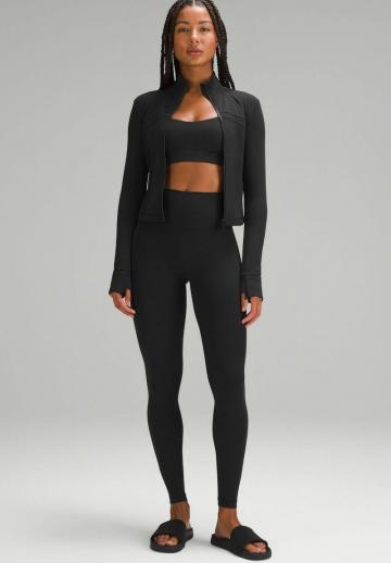 Спортивная толстовка