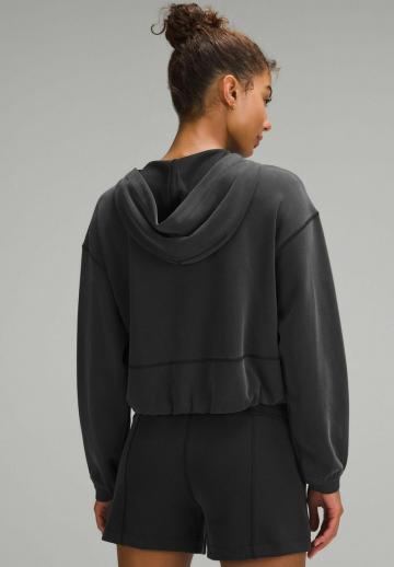 Спортивная толстовка