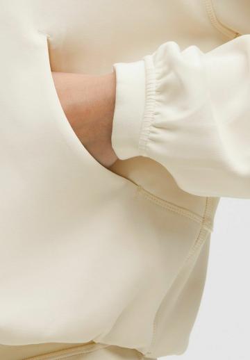 Спортивная толстовка