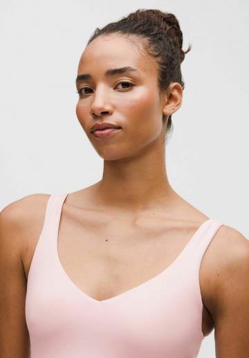 Спортивный топ