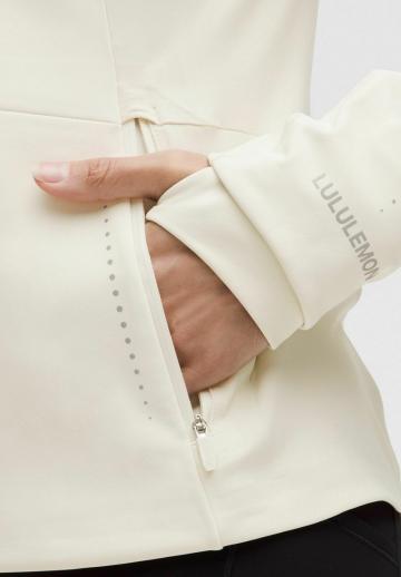 Флисовая куртка