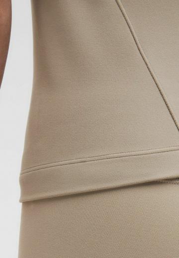 Спортивный топ