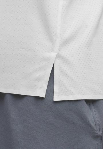 Спортивный топ