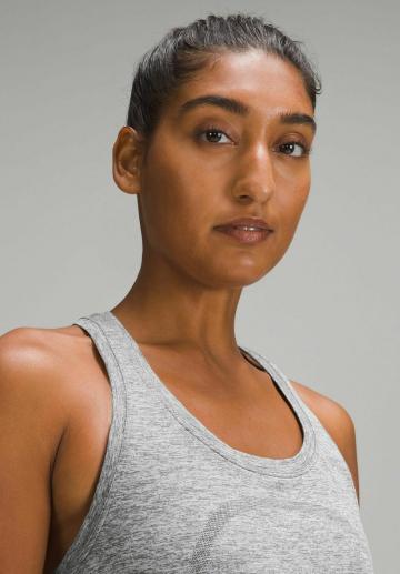 Спортивный топ