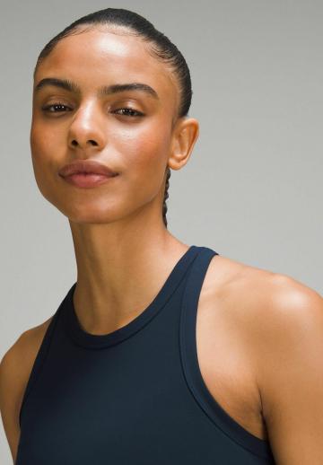 Спортивный топ