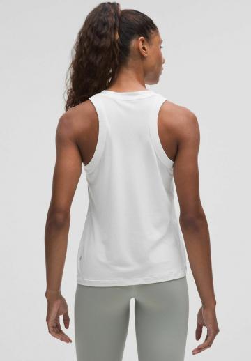 Спортивный топ