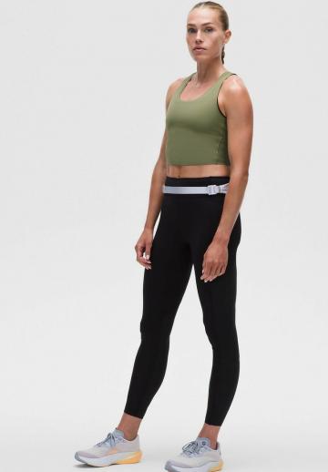 Беговые кроссовки