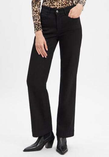 Клешеные брюки