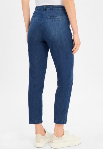 Короткие джинсы