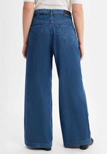 Клешеные джинсы
