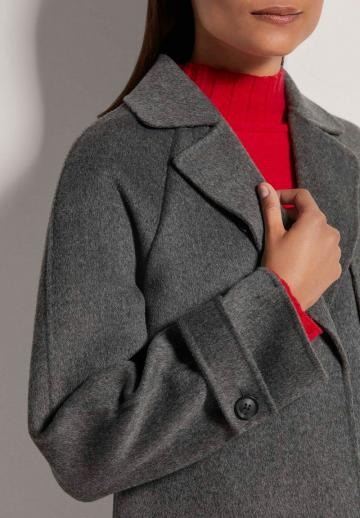 Шерстяное пальто