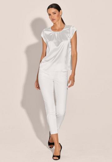 Атласная блузка