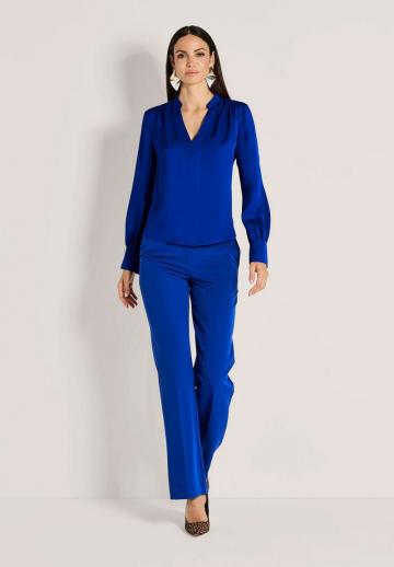 Атласная блузка