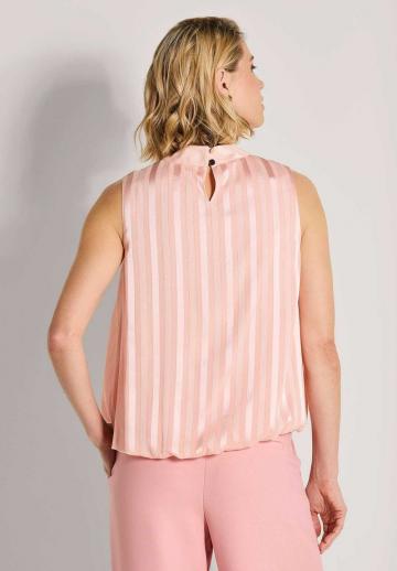 Блузка без рукавов