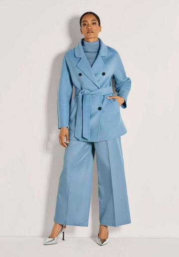 Короткое пальто