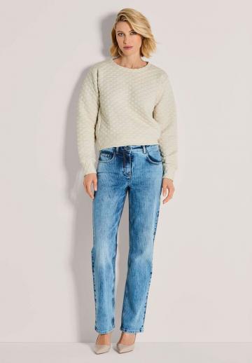 Прямые джинсы