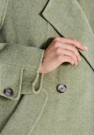 Шерстяное пальто