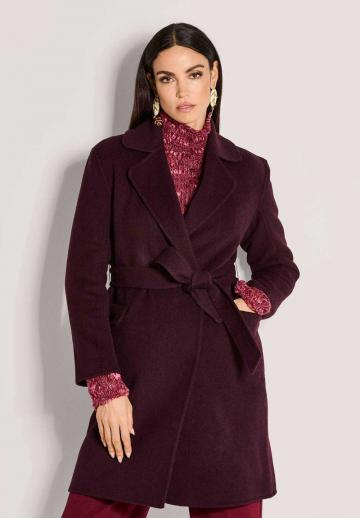 Короткое пальто