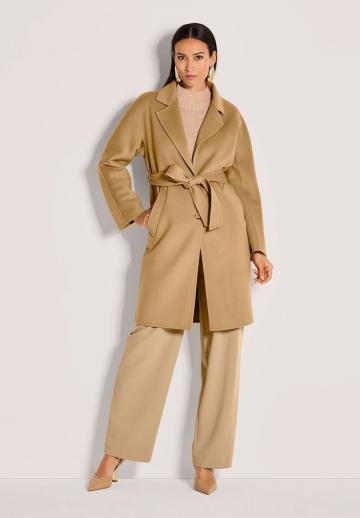 Короткое пальто