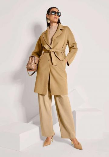 Короткое пальто