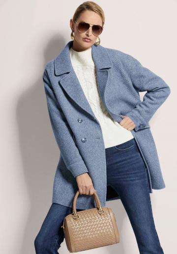 Короткое пальто