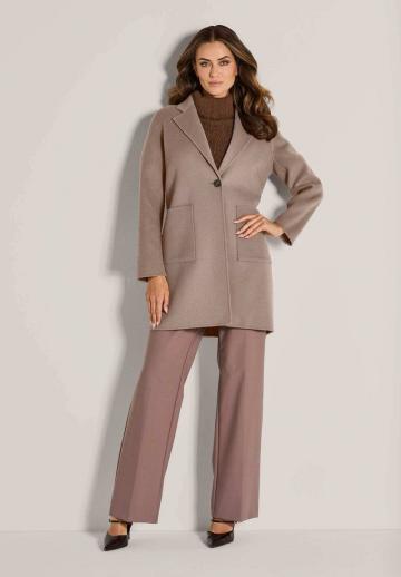 Короткое пальто