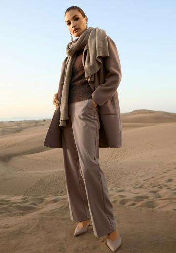 Короткое пальто