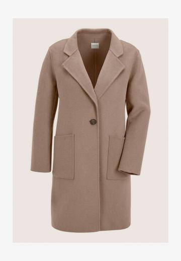 Короткое пальто