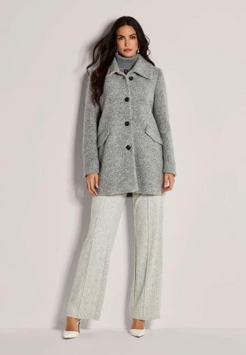 Короткое пальто