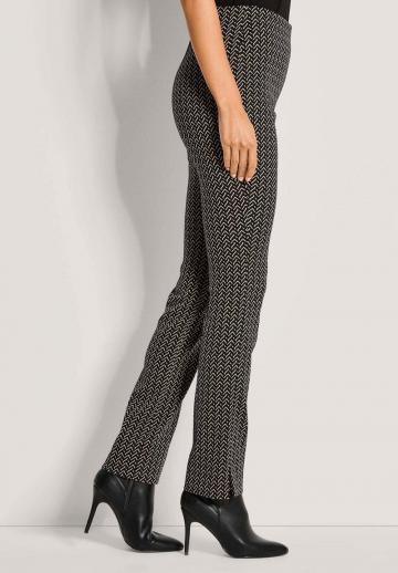 Узкие брюки