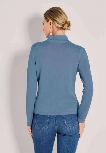 Вязаная кофта