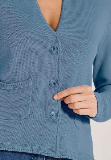 Вязаная кофта