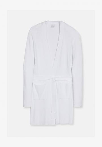 Длинный жилет