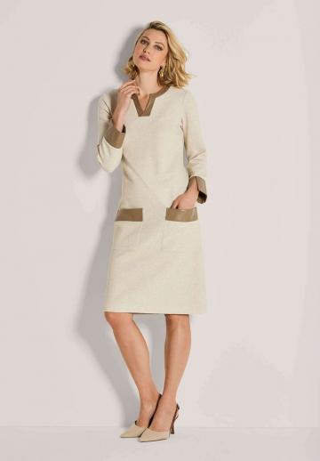 Вязаное платье