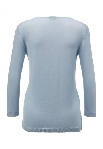 Пуловер с вырезом V