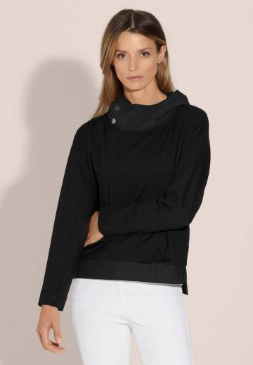 Пуловер с капюшоном