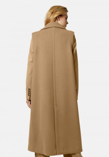 Длинный жилет