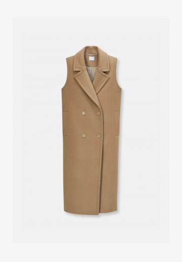 Длинный жилет