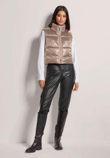 Стеганый жилет