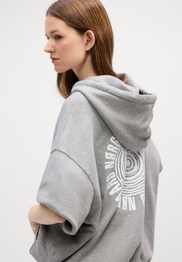 Пуловер с капюшоном