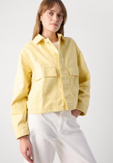 Джинсовая куртка