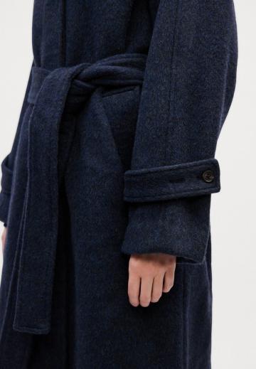 Шерстяное пальто