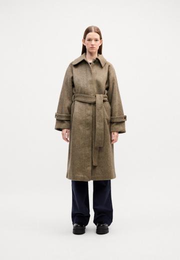 Шерстяное пальто