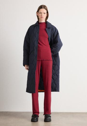 Прямые брюки